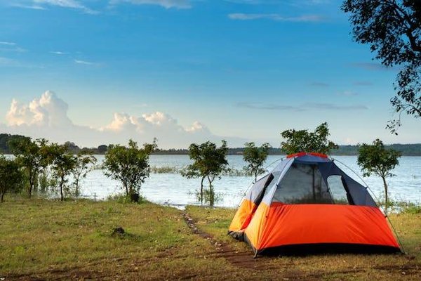Nos conseils pour un camping abordable en Vendée